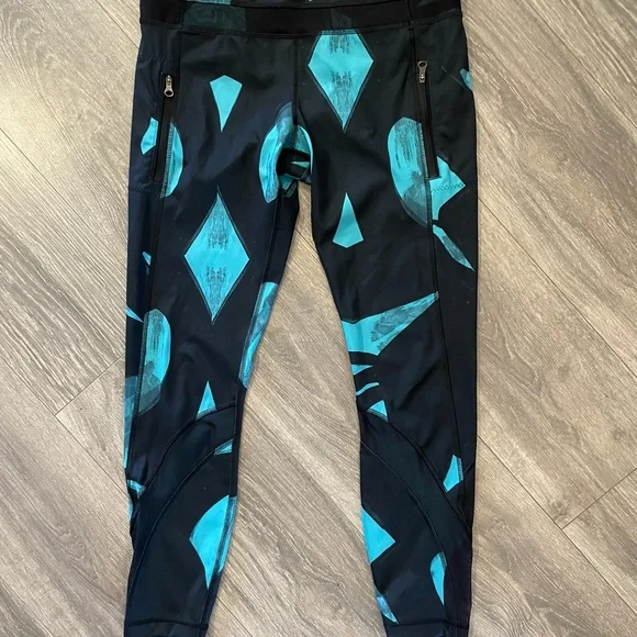 SOLD Top Speed Leggings Mid Rise Front Zip Pockets Aqua/Black Size 8 - Picture 3 of 4